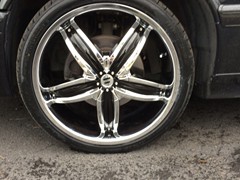 1999 Cadillac El Dorado with 20 inch Helo 844 wheels and Nitto Motivo tires