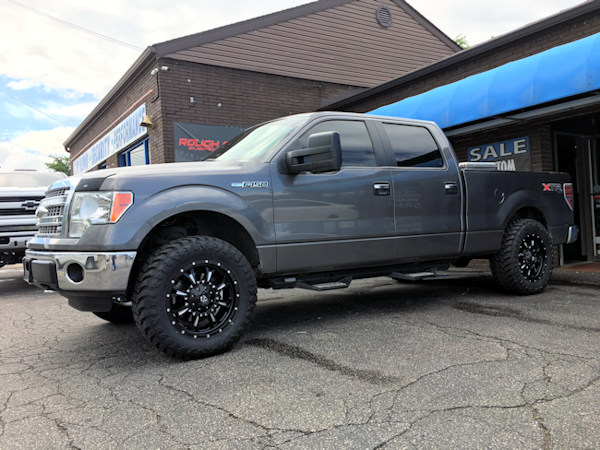 2014 Ford F-150 with Zone Offroad leveling kit and 20x10 Fuel Offroad Krank wheels with 35 inch Atturo Trail Blade MT tires 