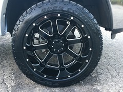 Ram 2500with 22x12 Gear Alloy Big Block wheels and 33 inch Toyo Open Country AT2 tires