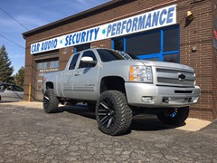 2011 Chevy Silverado 1500 with 6.5 inch Zone Offroad lift kit and 22x12 Moto Metal Razor wheels with 35x12.50x22 Atturo Trail Blade MT tires