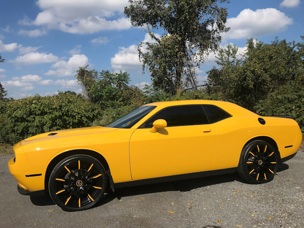 2018 Challenger with 22in. CCS-15 with color matched tips 