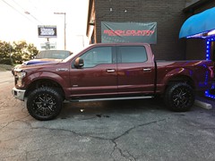 2016 f150, 3.5 in. Rough Country kit, 20x10 Fuel Maverick , W/Nitto Ridge Grappler 35x12.50x20