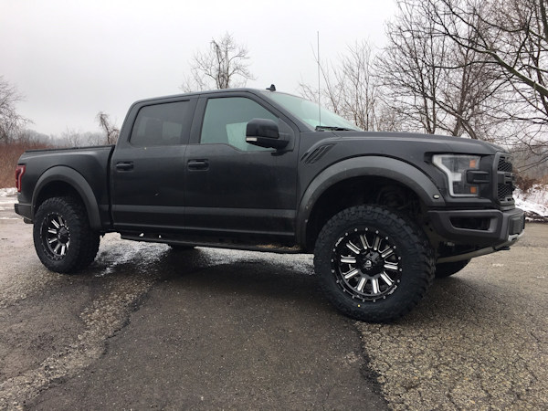 2019 Ford Raptor with Icon leveling kit and 20x10 Fuel Offroad Hardline wheels with 35 inch Nitto Trail Grappler tires 