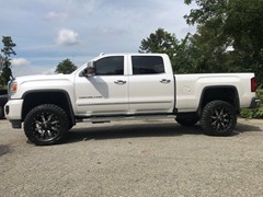 2018 GMC Denali 2500, 3in Zoneoffroad lift, 20x9 +20 offset Fuel Nutz, 295/60/20 Pro Comp M/T’s