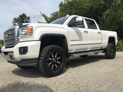 2018 GMC Denali 2500, 3in Zoneoffroad lift, 20x9 +20 offset Fuel Nutz, 295/60/20 Pro Comp M/T’s