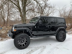 2019 Wrangler JL, 2in. Lift, 20x10 Fuel Contra and 35x12.50x20 Radar R7 M/T’s