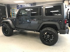 2018 Jeep Wrangler Jk, 3in. Rough Country Lift, 20x10 Fuel Hostage wrapped in 35x12.50x20 Radar R7 M/T’s