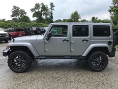 2018 Jeep Wrangler JK with a Terraflex leveling kit, 20x10 Fuel Mavericks,33x12.50x20 Radar R7 M/T’s