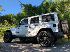 Wrangler JK, 2in Teraflex kit, 20x10 Fuel Assaults and 33x12.50x20 Radar M/T’s