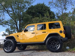 2019 JL with a 4in. JKS kit, 20x10 Fuel Blitz and 37x12.50x20 Nitto Ridge Grapplers