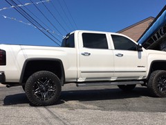 2015 GMC Sierra 1500 Denali with 6 inch Fabtech lift kit 20x10 Fuel Offroad Full Blown wheels with 35 inch Mastercraft MXT tires