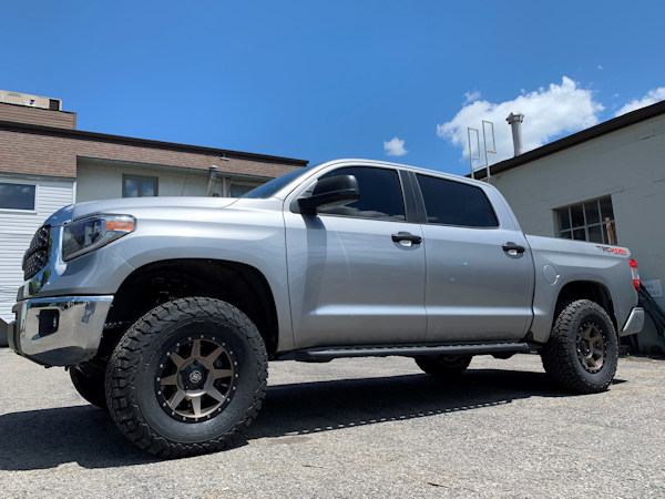 Tundra with BDS lift and Fox coilover setup, icon wheels and bfg tires 