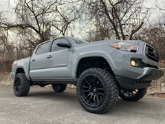 2020 Tacoma with the new Readylift 3in. Coilover kit and 22x10 Fuel Rebels with 33x12.50x22 Atturo Trailblade M/T’s