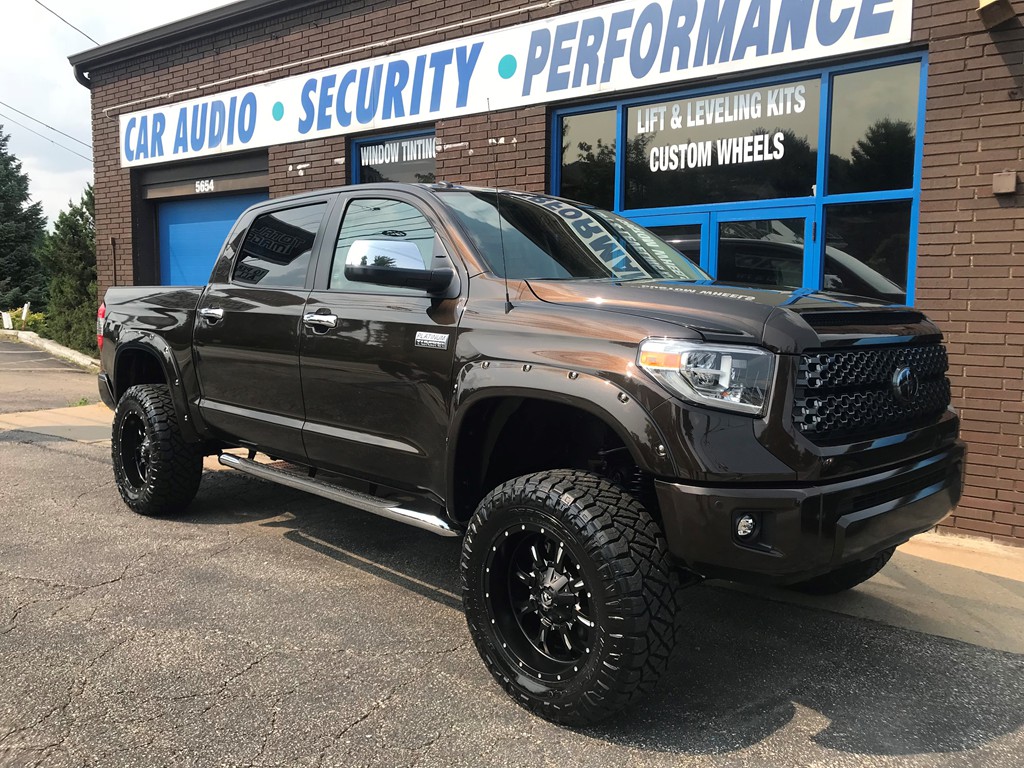 2018 Toyota Tundra with a 6in. 